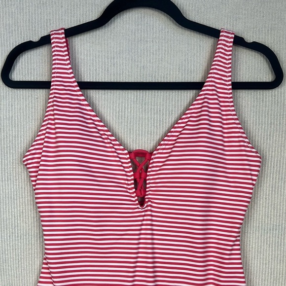 Tommy Bahama NWT Breaker Bay Reversible Lace Back Swimsuit Women’s Size 10 Coral - Picture 6 of 14